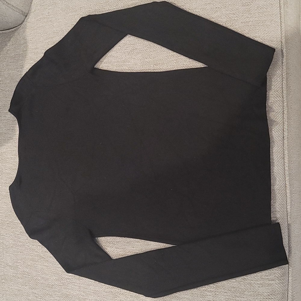 Express Rib V-neck Sweater - Picture 4 of 5